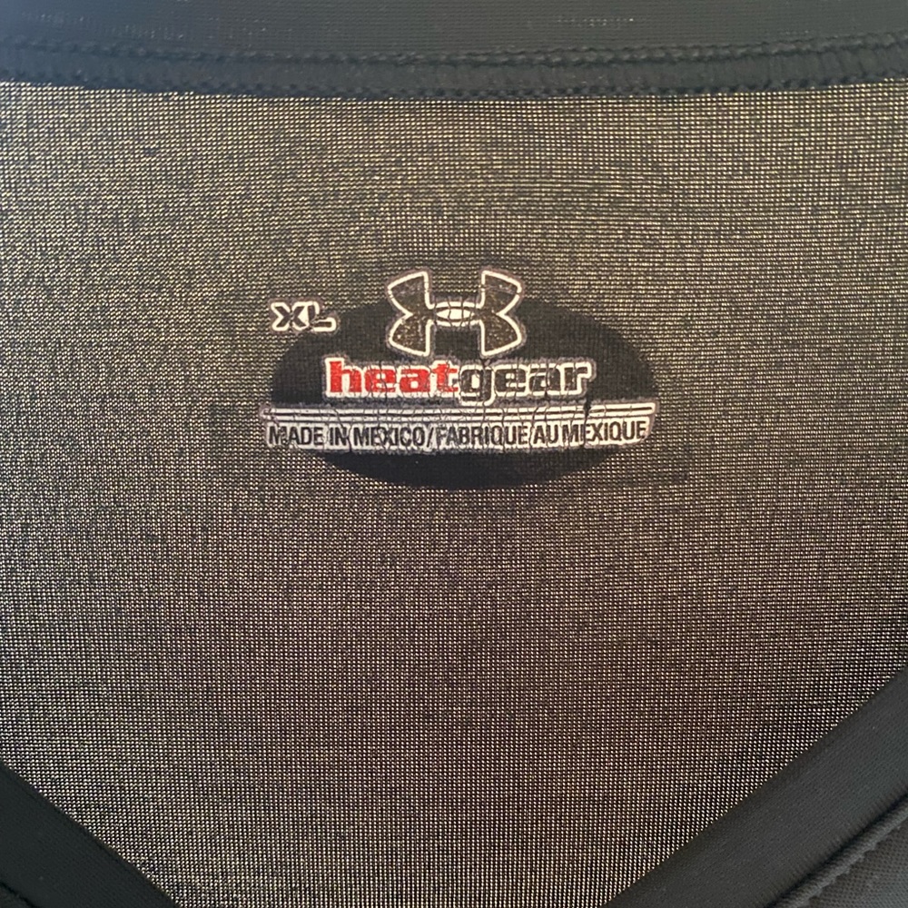 Under Armour HeatGear Long Sleeve - Picture 2 of 4